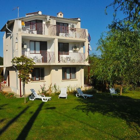 Villa Velika - Slavi Buitenkant foto
