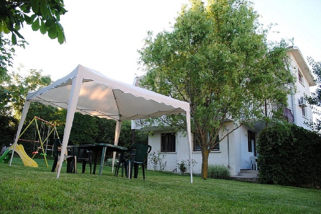 Villa Velika - Slavi Buitenkant foto