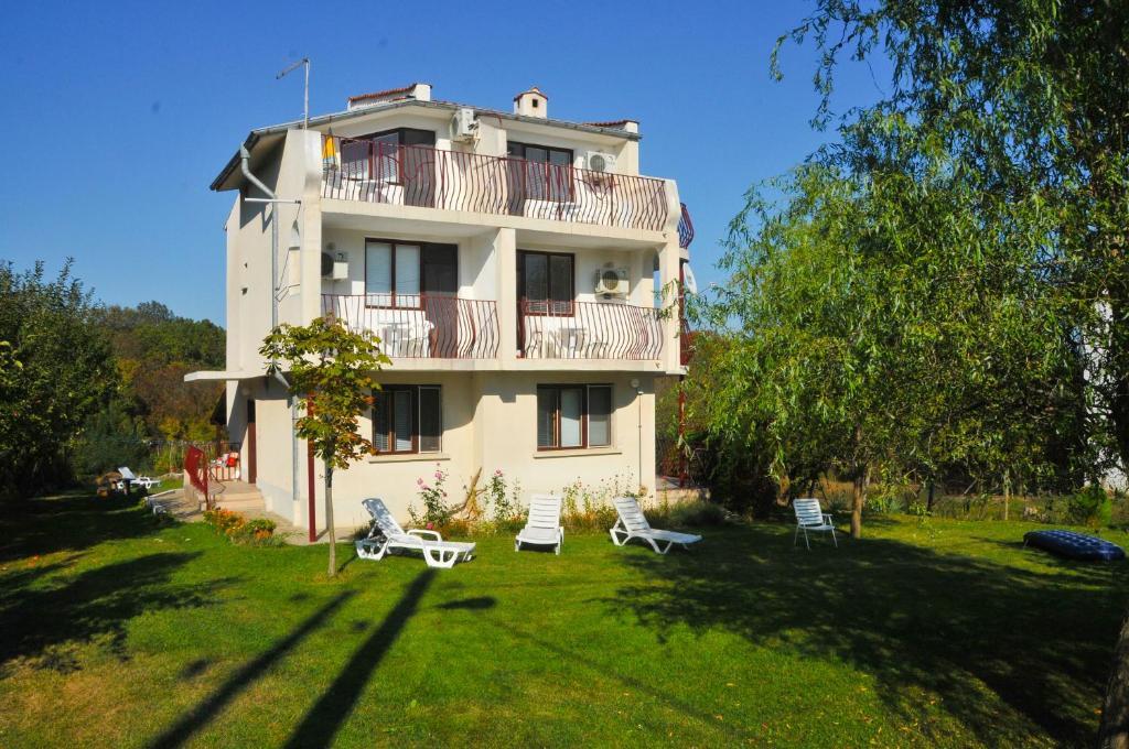 Villa Velika - Slavi Buitenkant foto